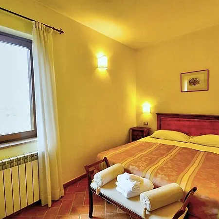 Via Lippia Sleeps 3 With Pool * Коллестрада